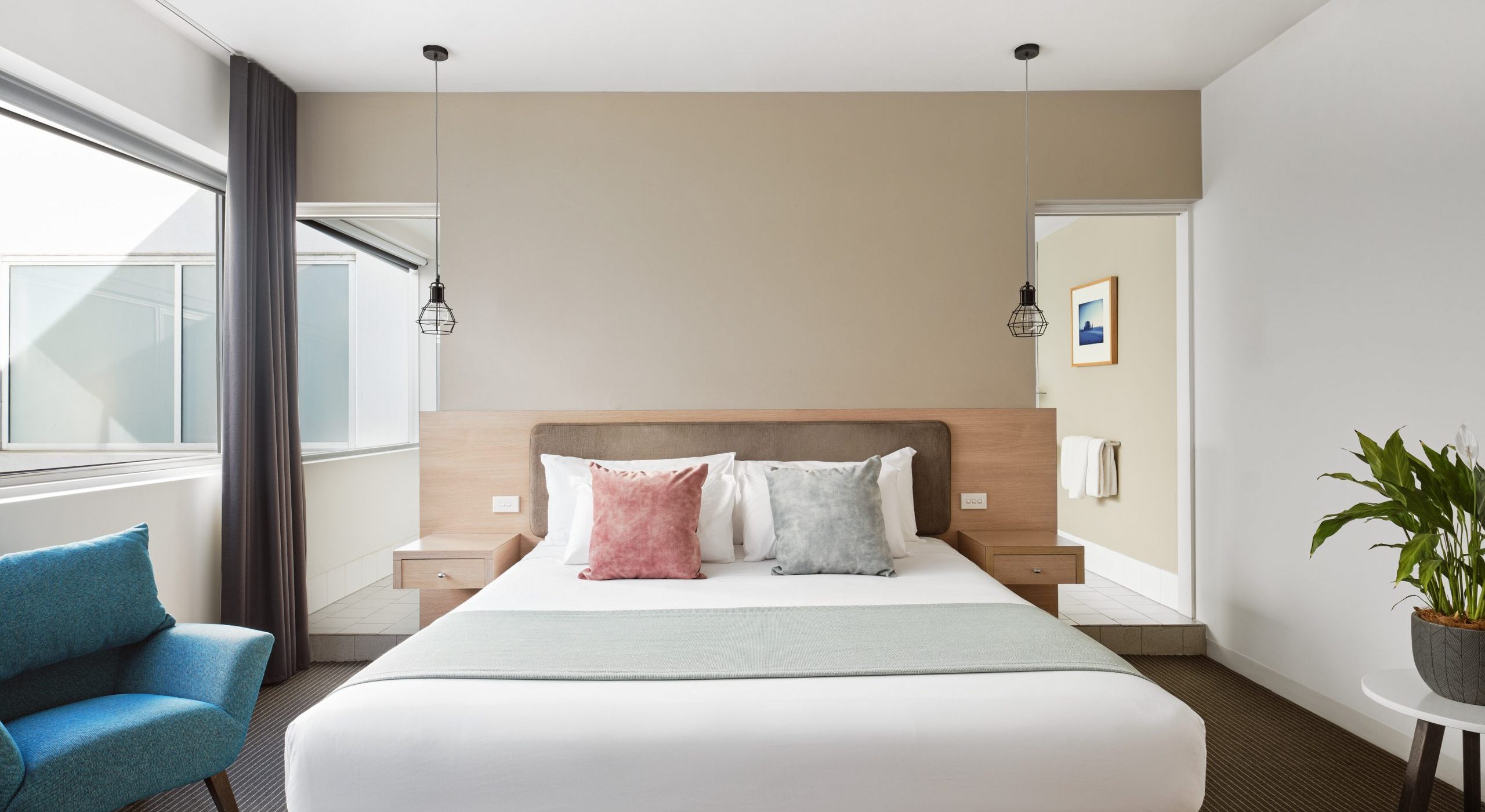 Rooms - Saint Kilda Beach Hotel - Melbourne Accommodation